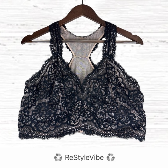 TORRID Size 2 2X 18-20 Bra Bralette Lace No Padding Wire-Free Nude Lining - Picture 1 of 11